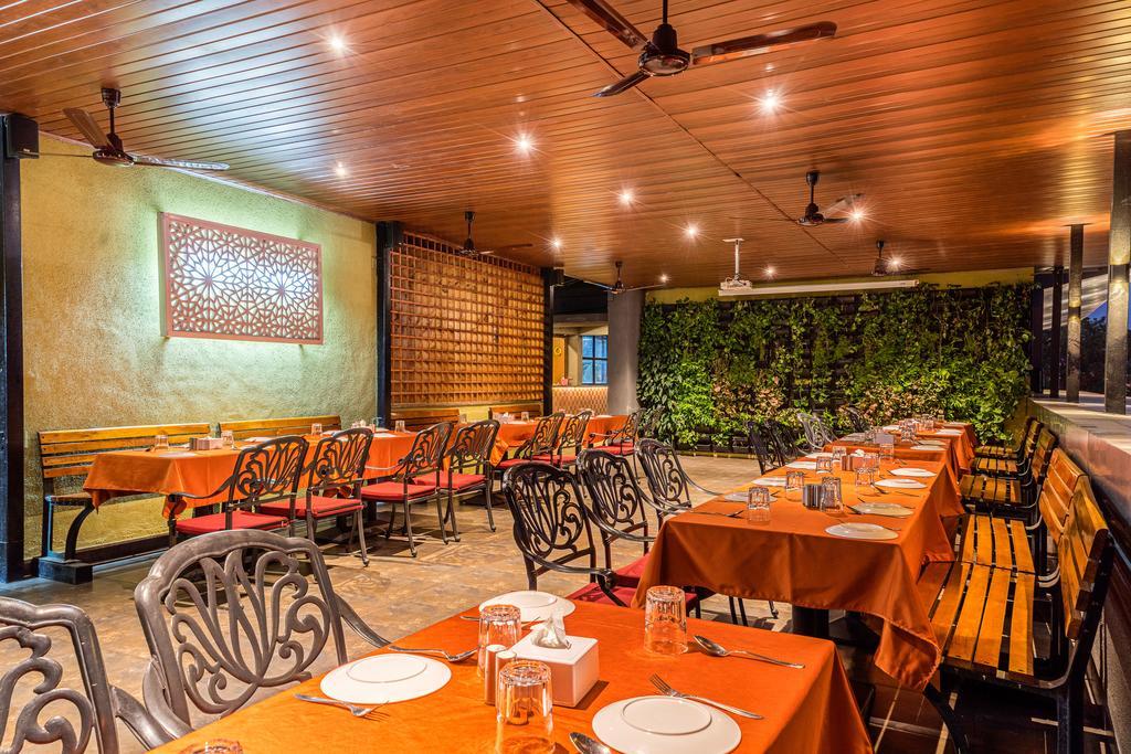 Treebo Premium Grand Emerald Pimpri-Chinchwad Esterno foto