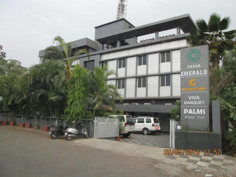 Treebo Premium Grand Emerald Pimpri-Chinchwad Esterno foto