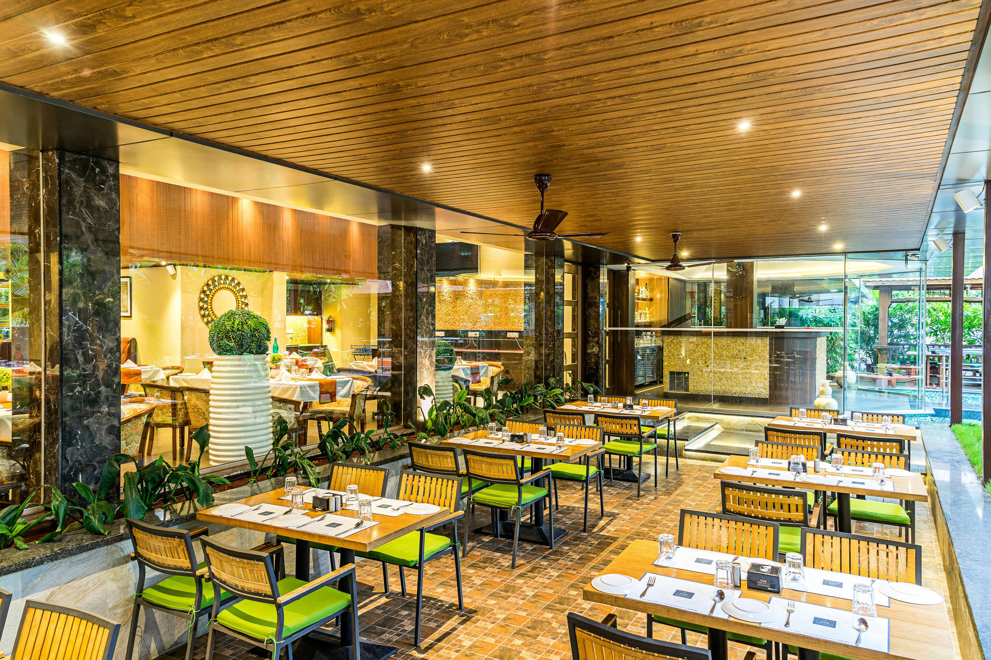 Treebo Premium Grand Emerald Pimpri-Chinchwad Esterno foto